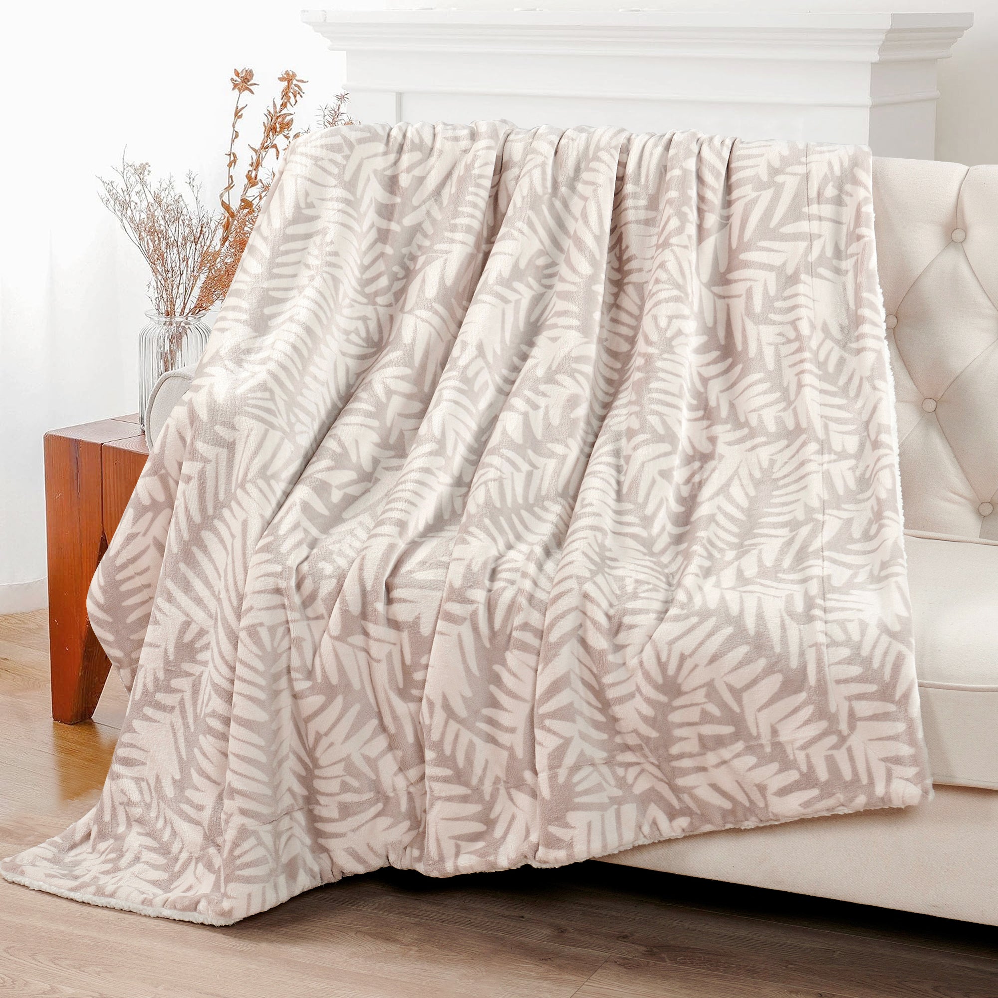 SHERPA BLANKET TAUPE