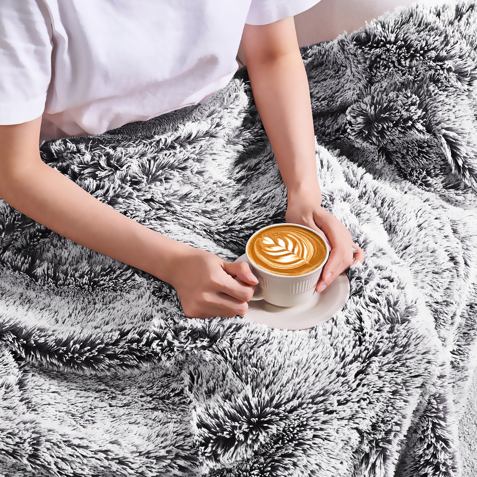 WOOLLY MAMMOTH THROW