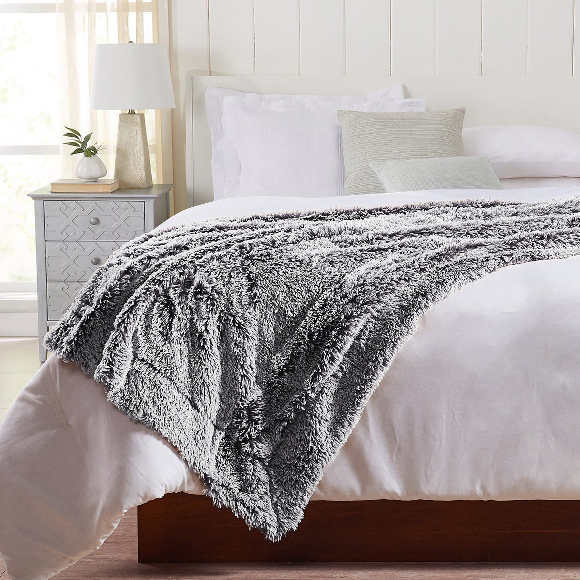 WOOLLY MAMMOTH THROW