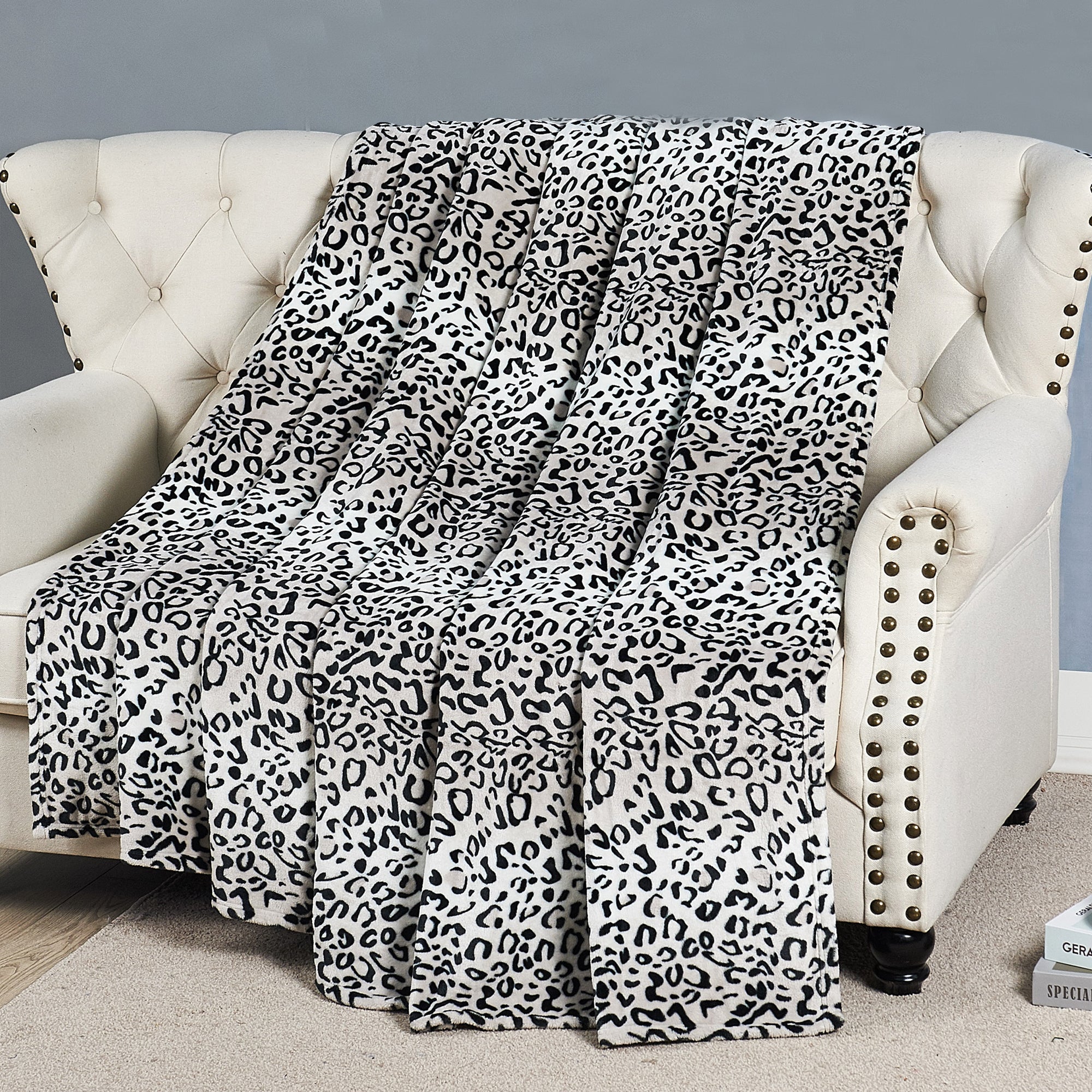 ANIMAL PRINT FLANNEL FLEECE BLANKET- BLACK AND WHITE LEOPARD