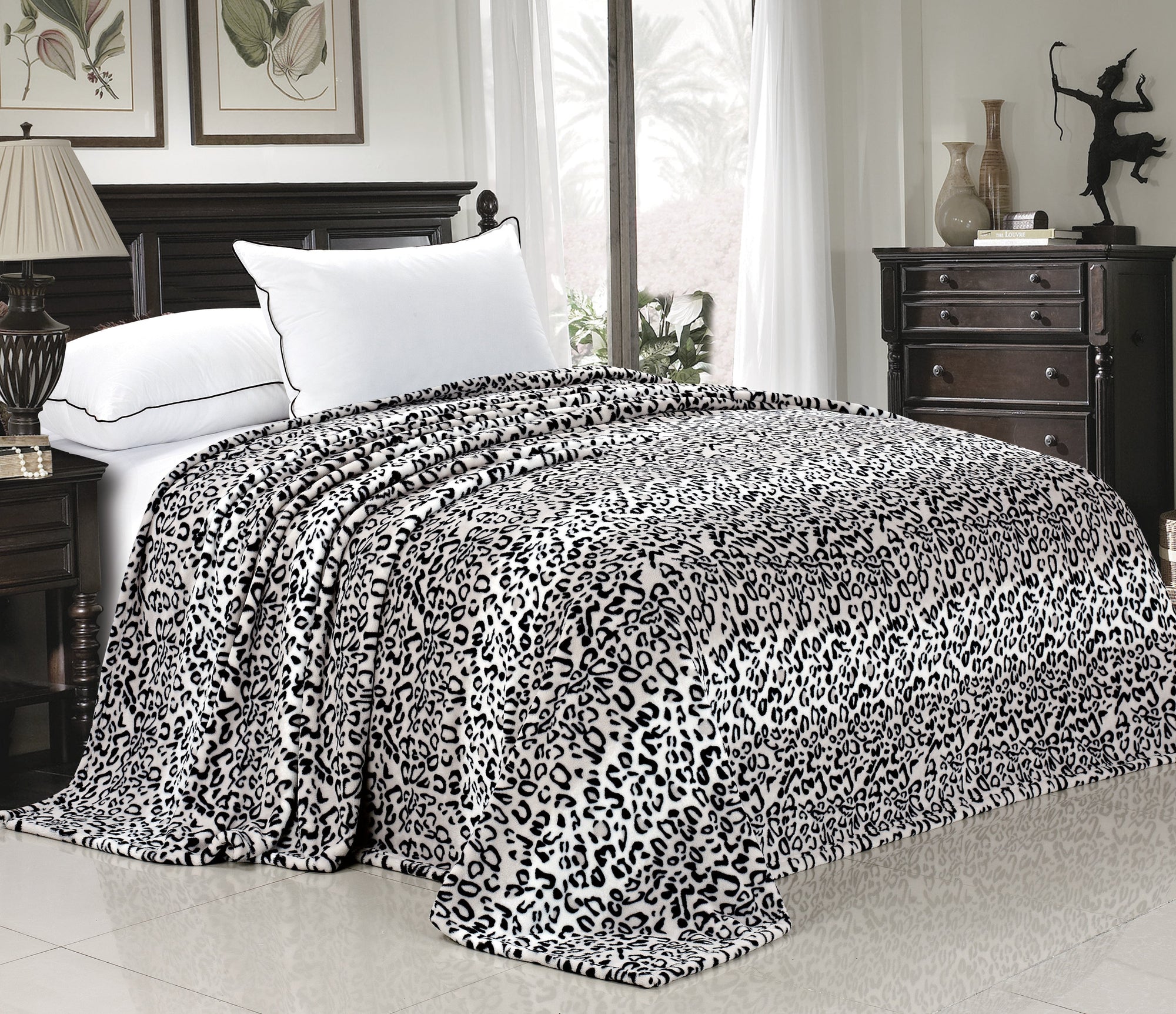 ANIMAL PRINT FLANNEL FLEECE BLANKET- BLACK AND WHITE LEOPARD