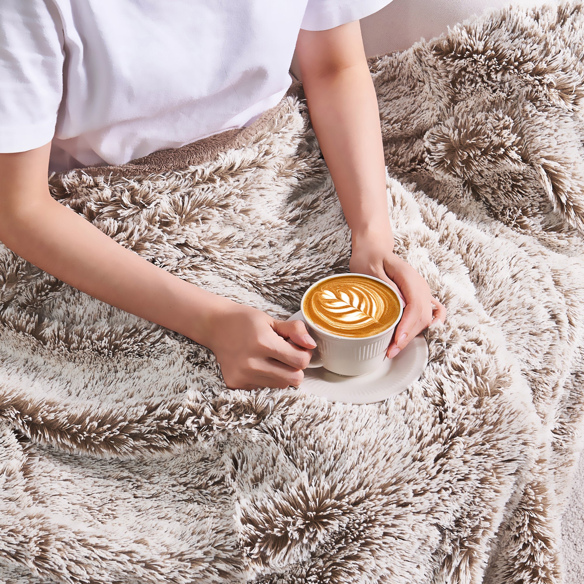 WOOLLY MAMMOTH THROW