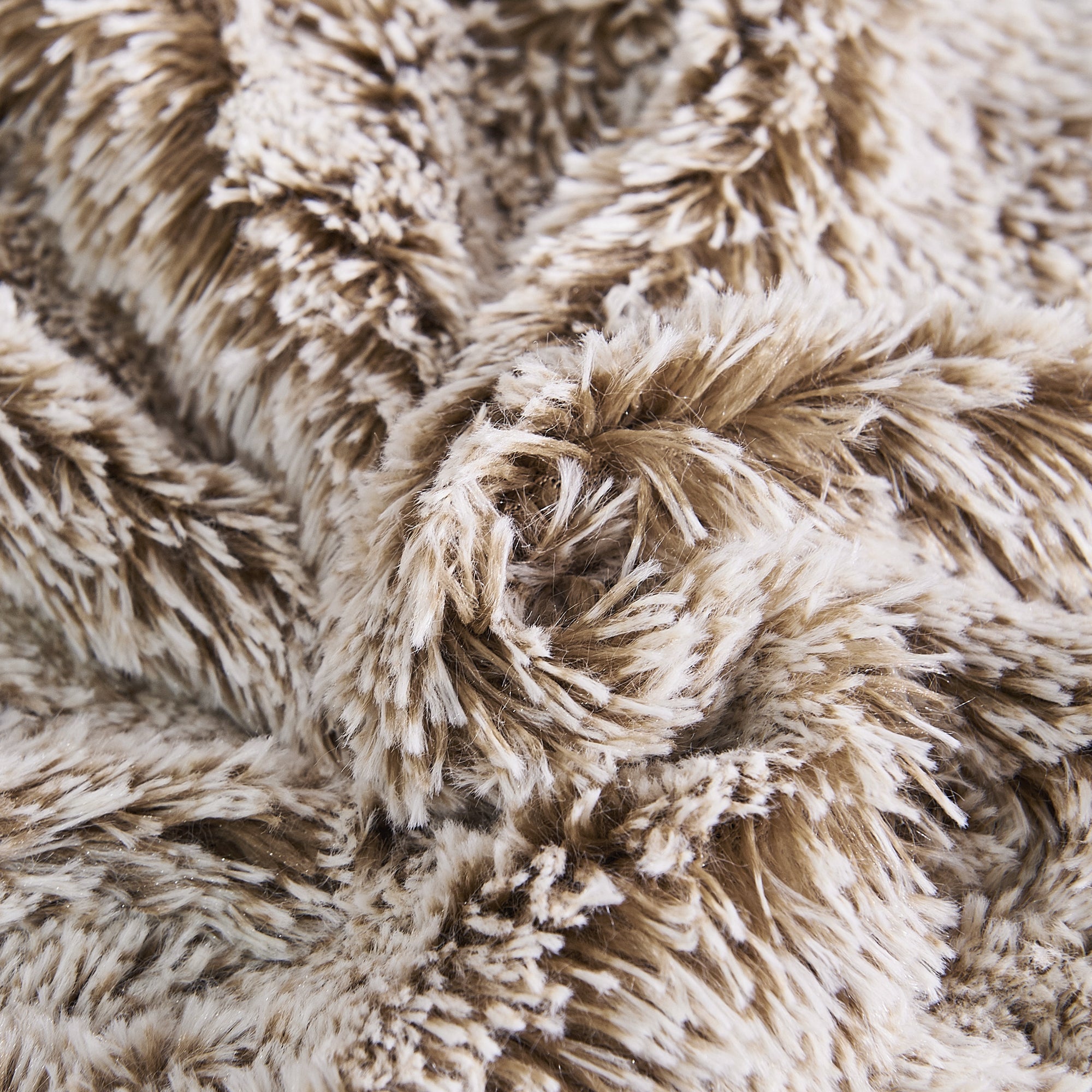 WOOLLY MAMMOTH THROW