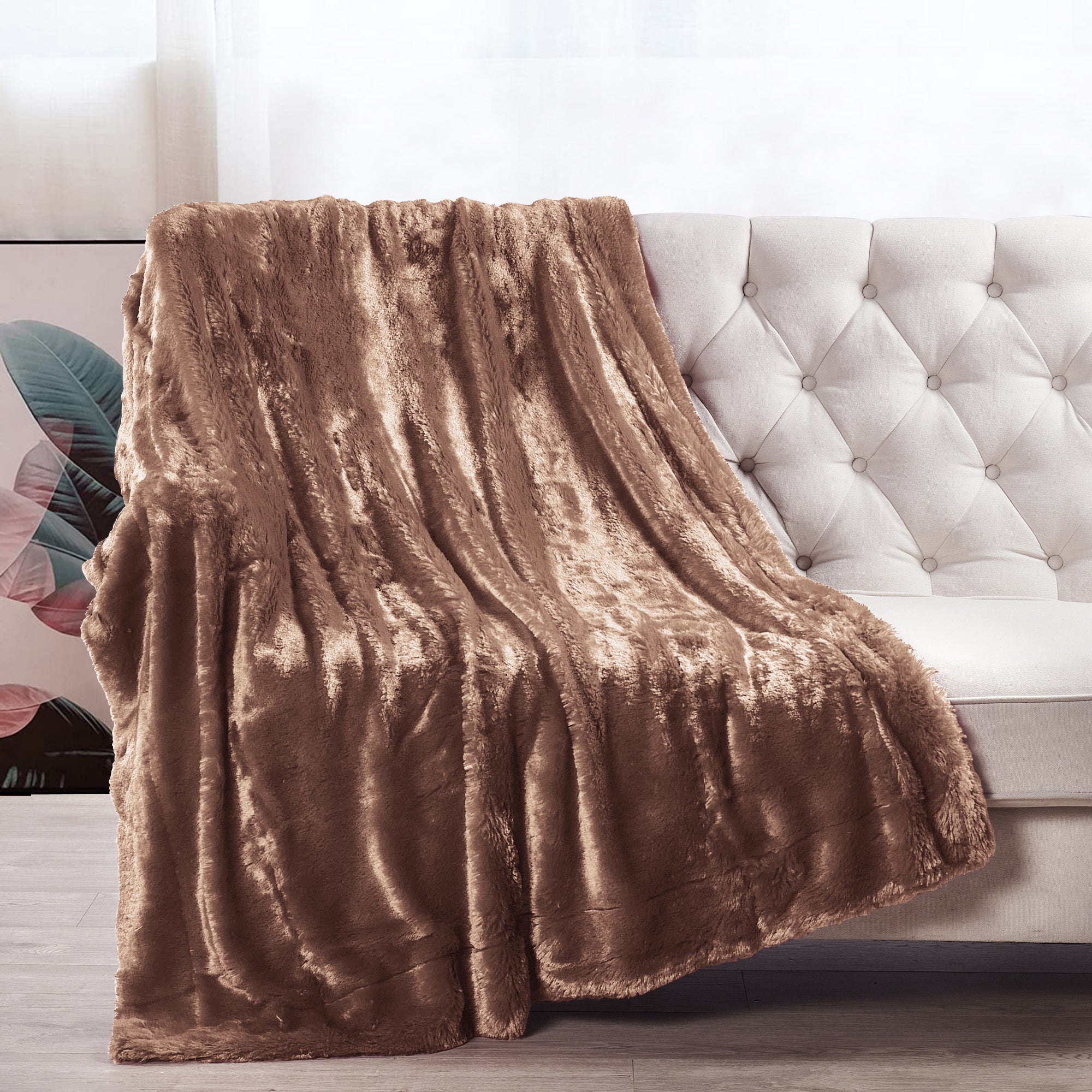 SERENGETI DOUBLE SIDED FAUX FUR THROW