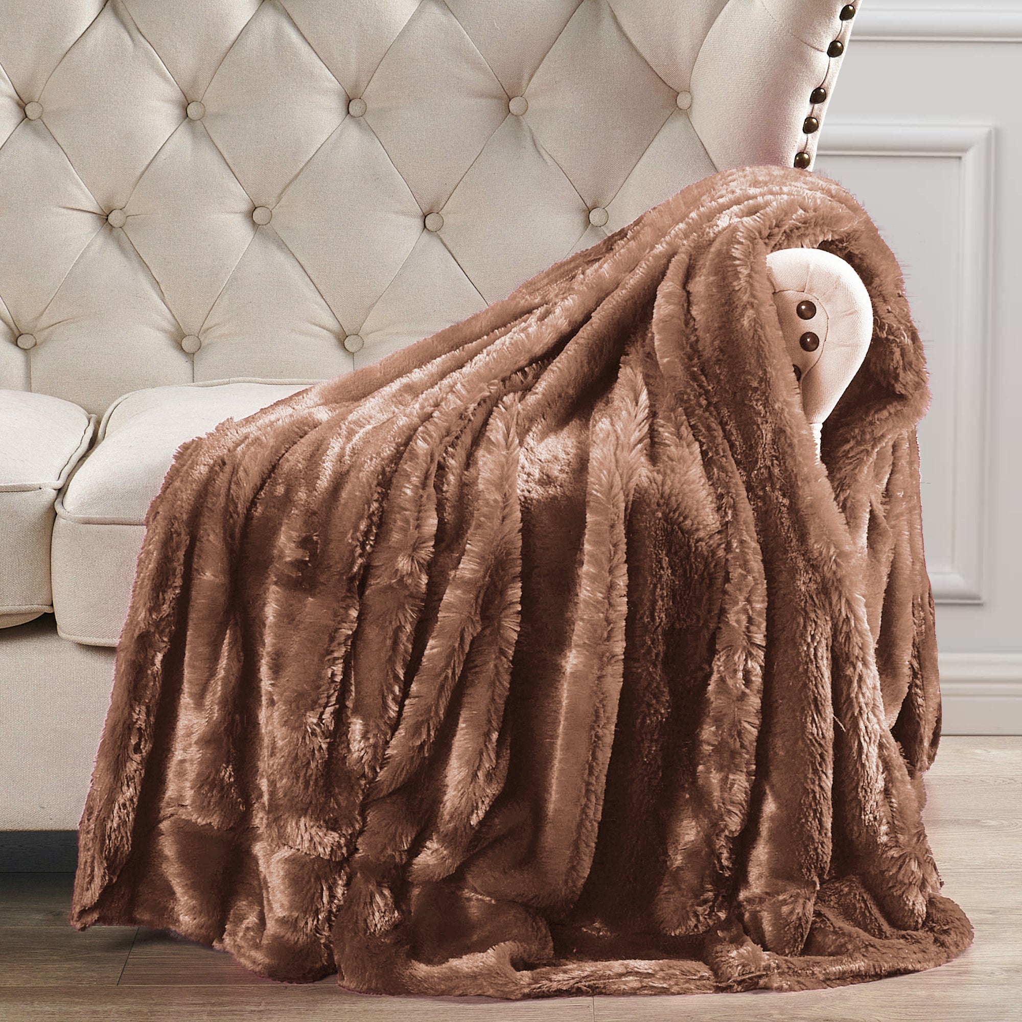 SERENGETI DOUBLE SIDED FAUX FUR THROW