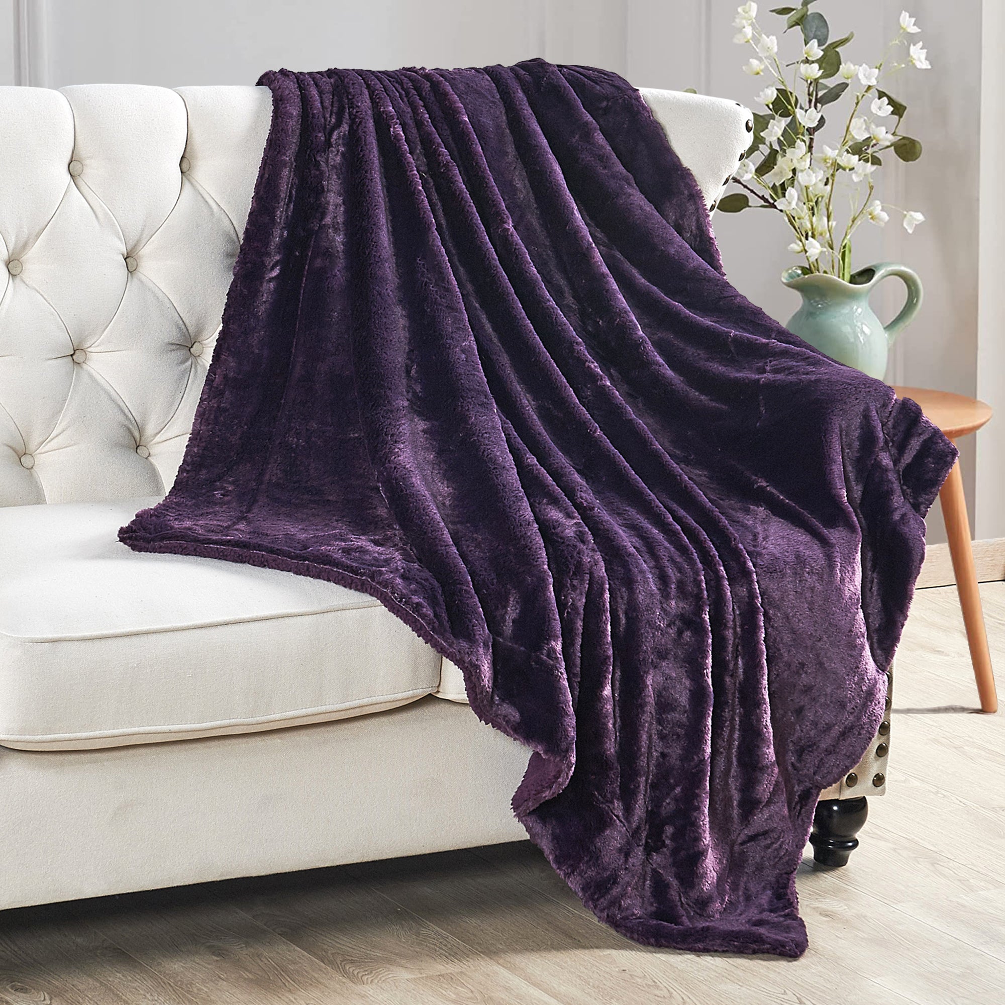 PLAIN FAUX FUR THROW